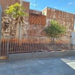 IMÓVEL COM 03 DORMITÓRIOS + EDÍCULA - CENTRO