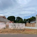 Terreno localizado no Centro.