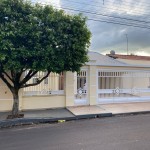 Residência com área gourmet.