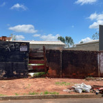 Terreno localizado na Vila Priante.