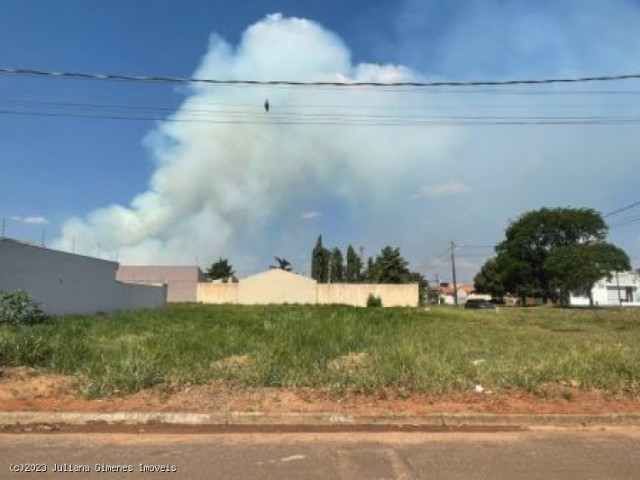 Terreno situado no Jd. Aeroporto, bairro nobre em Paraguaçu Pta