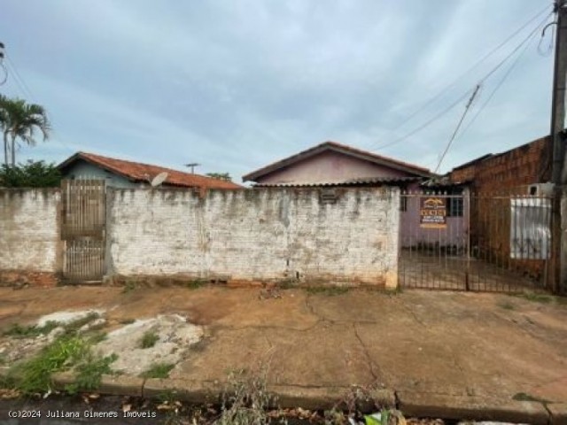 Casa localizada na Vila Marim