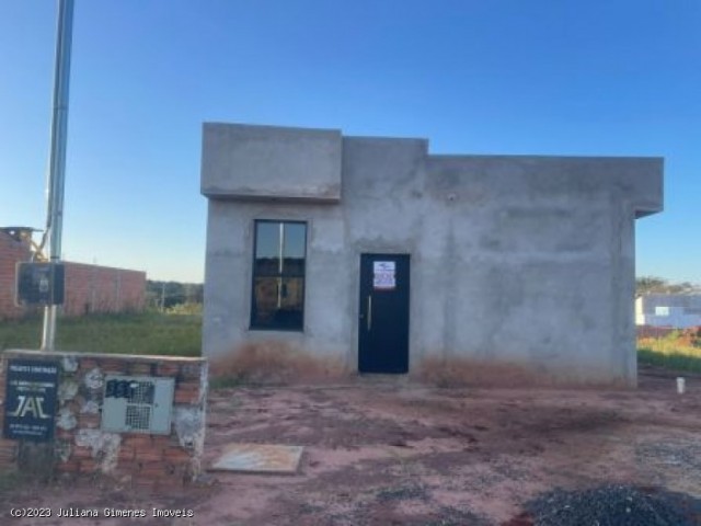 Casa em término de construção, pronta para fazer o acabamento do seu jeito!